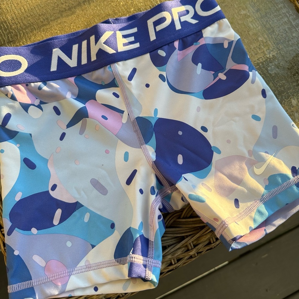 Like new Nike pro girls shorts